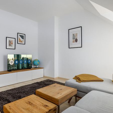 Home By Doni I Serviced Apartments I Ruhig I Zentral Nahe Rmcc, Staatsheater & Landtag Wiesbaden Eksteriør bilde