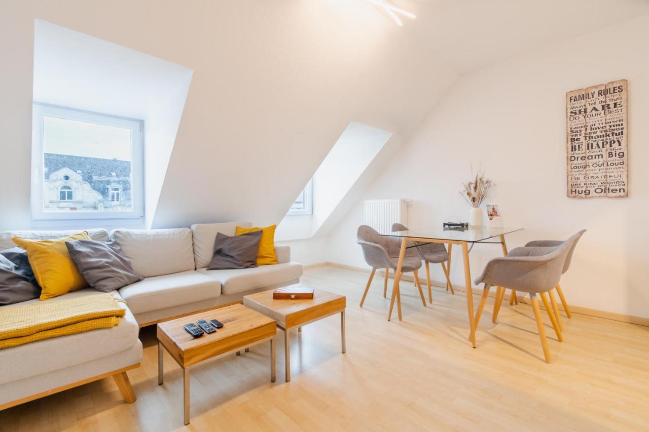 Home By Doni I Serviced Apartments I Ruhig I Zentral Nahe Rmcc, Staatsheater & Landtag Wiesbaden Eksteriør bilde