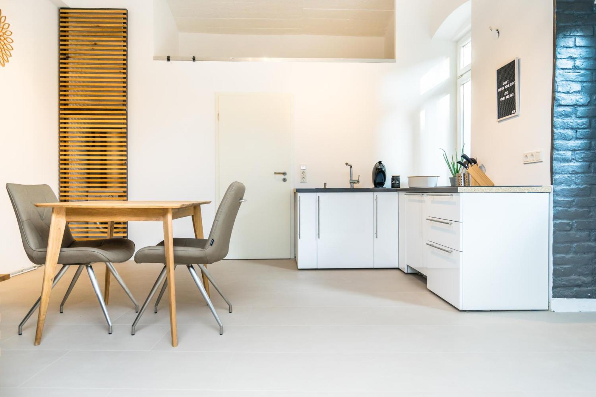 Home By Doni I Serviced Apartments I Ruhig I Zentral Nahe Rmcc, Staatsheater & Landtag Wiesbaden Eksteriør bilde